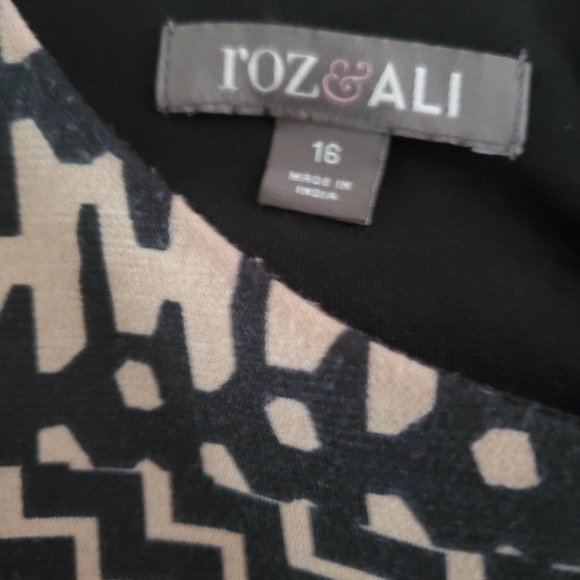 Chevron Dress - Picture 2 of 3